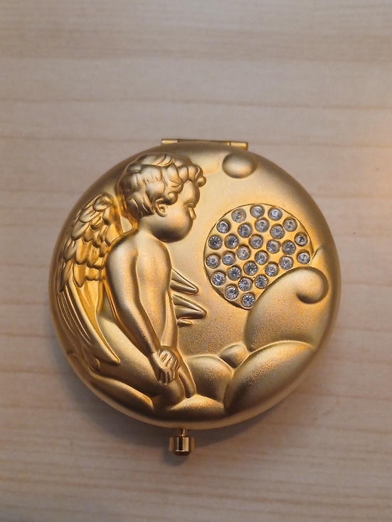 Estee Lauder Other - Estee Lauder November Angel Compact